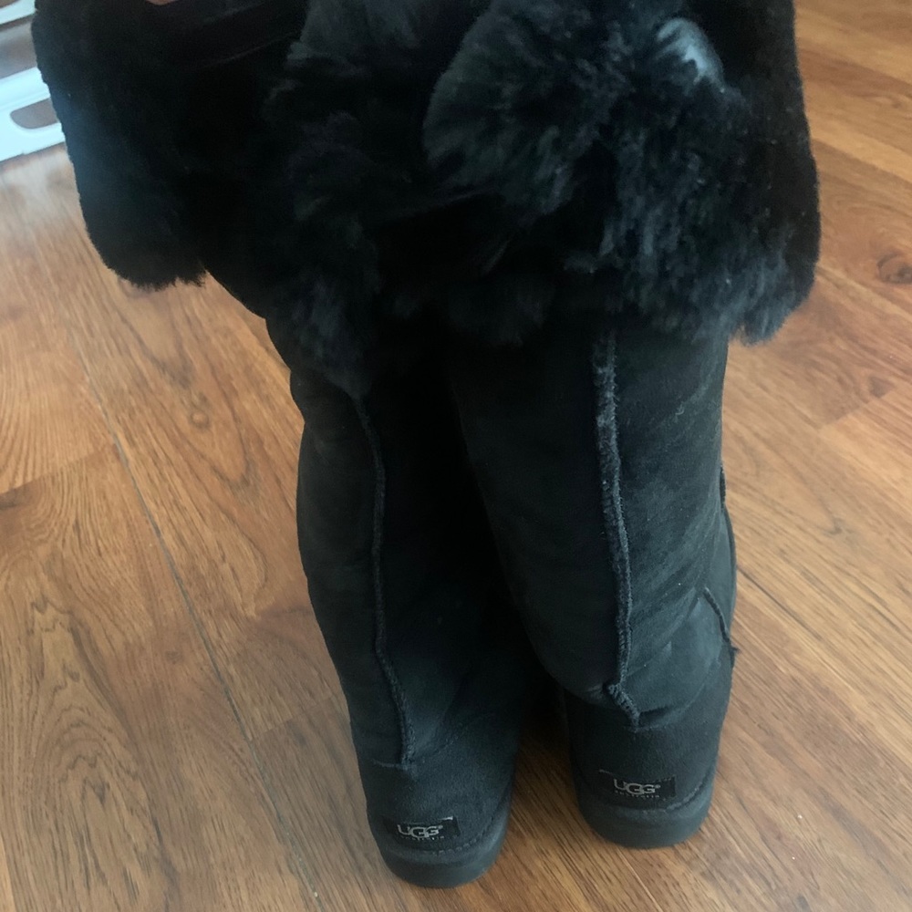 UGG OVER THE KNEE BAILEY BUTTON BLACK BOOTS